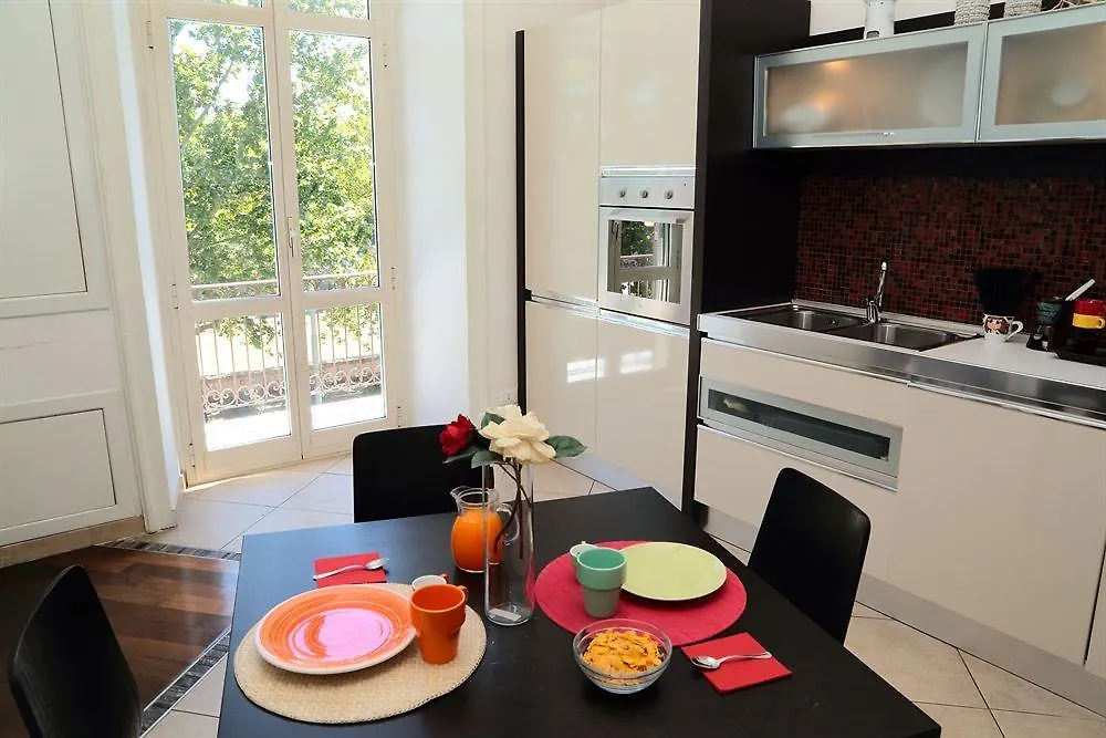 روما B&B Mellini 39 0*,